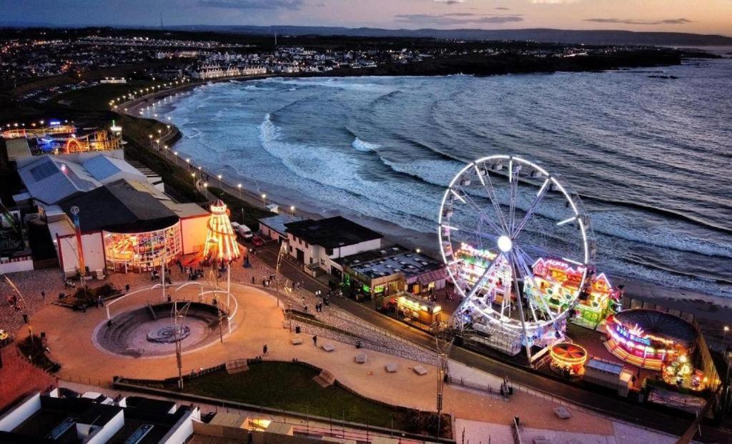 2 Princess Green - Portrush By The Sea Bagian luar foto