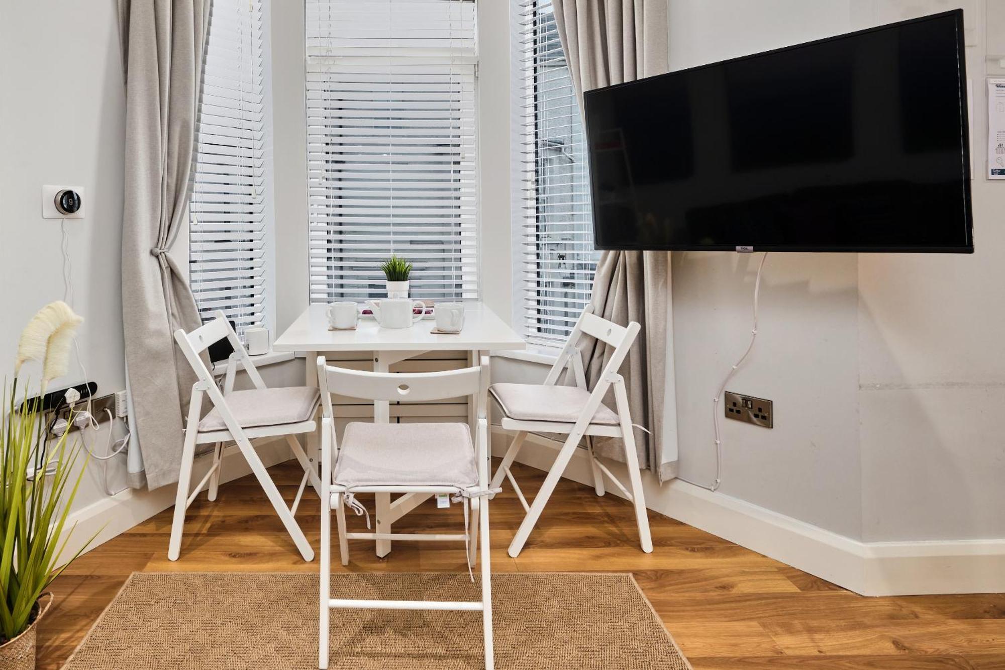 2 Princess Green - Portrush By The Sea Bagian luar foto